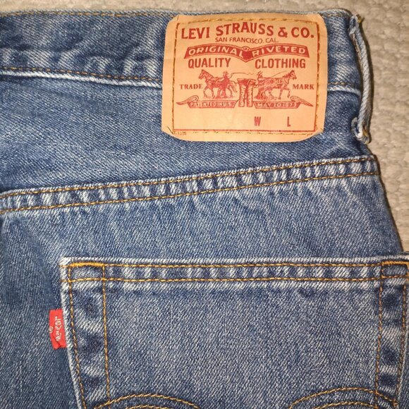 Levis Men Jeans Regular Fit 34x32 - Picture 3 of 5
